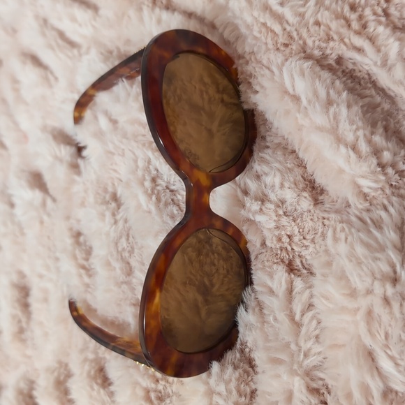 Miu Miu brown tortoiseshell retro vibe glasses - Picture 1 of 5